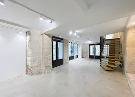 Espace commercial d’exception au cœur du Marais – 134,8 m2 - Image 2