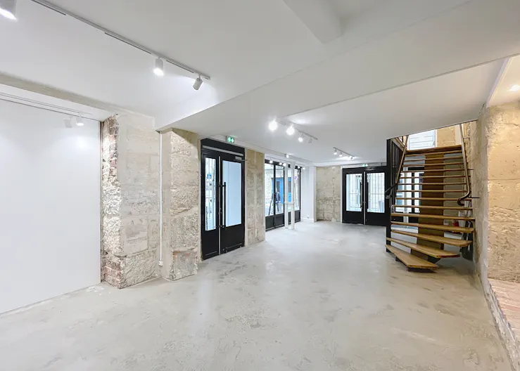 Espace commercial d’exception au cœur du Marais – 134,8 m2 - Image 2