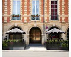 BOUTIQUE MARAIS ICONIC PLACE DES VOSGES - - Image 2