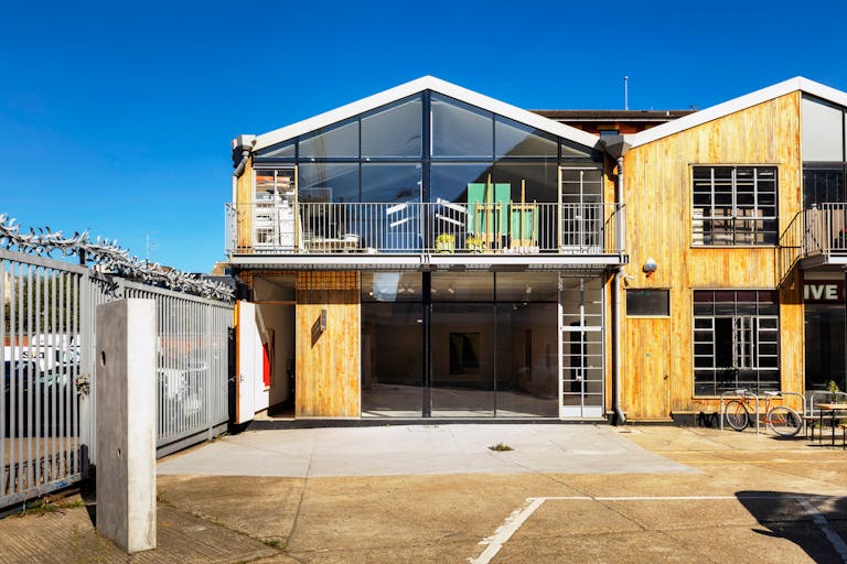 Pop-Up Showroom in Notting Hill - Image 4