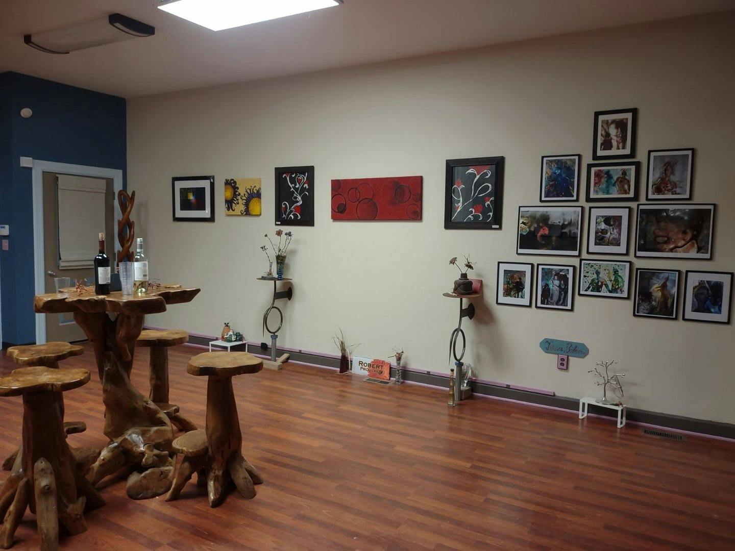 Lakeview / Roscoe Village Art Gallery Space in Chicago