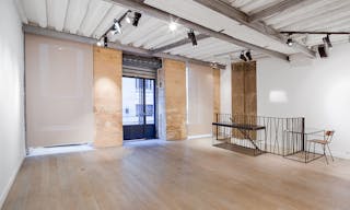 Classic Showroom in Palais Royal - Image 0