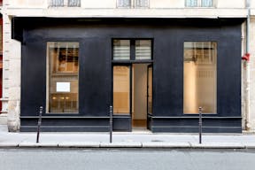 Classic Showroom in Palais Royal - Image 2