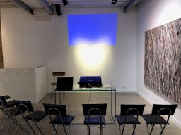 Classic Showroom in Palais Royal - Image 18