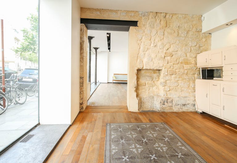 Great Pop-Up Store in Le Marais - Image 3