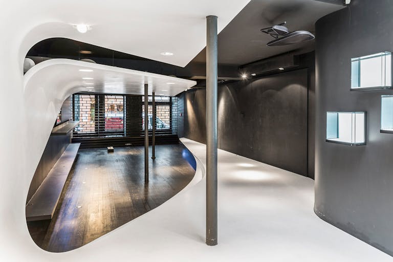 Creative Pop-Up Space in Le Marais - Image 4