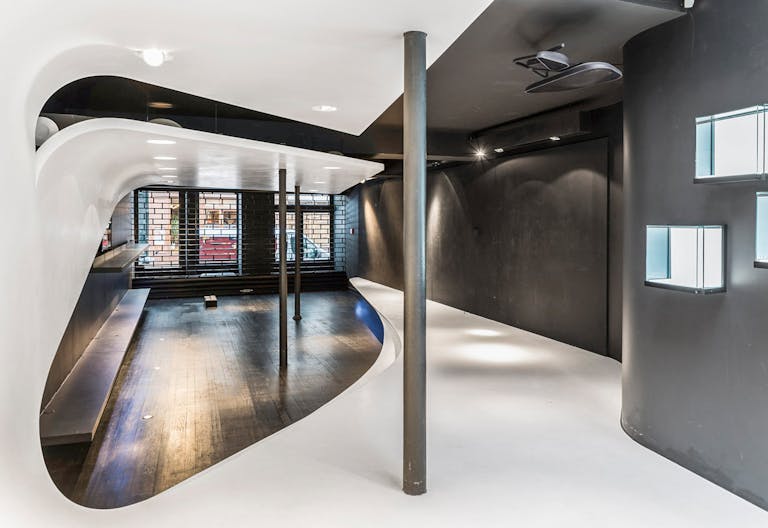 Creative Pop-Up Space in Le Marais - Image 4