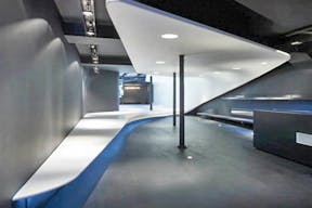 Creative Pop-Up Space in Le Marais - Image 5