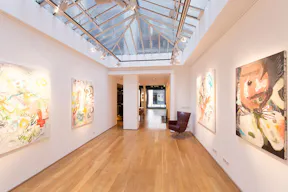 Gallery in Vibrant Beaubourg - Image 1