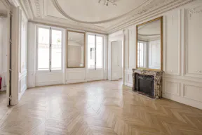 Beautiful Showroom in Palais-Royal - Image 0
