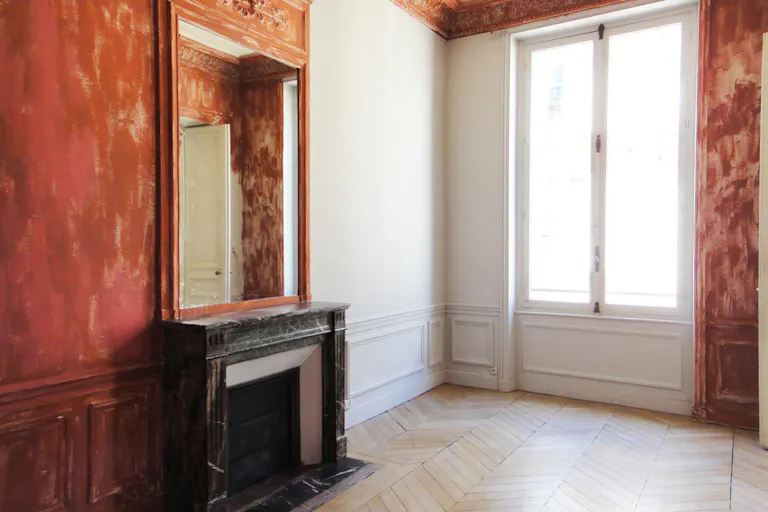 Beautiful Showroom in Palais-Royal - Image 4