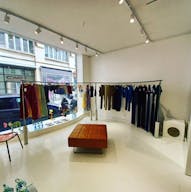 Great Pop Up Boutique in Le Marais - Image 6