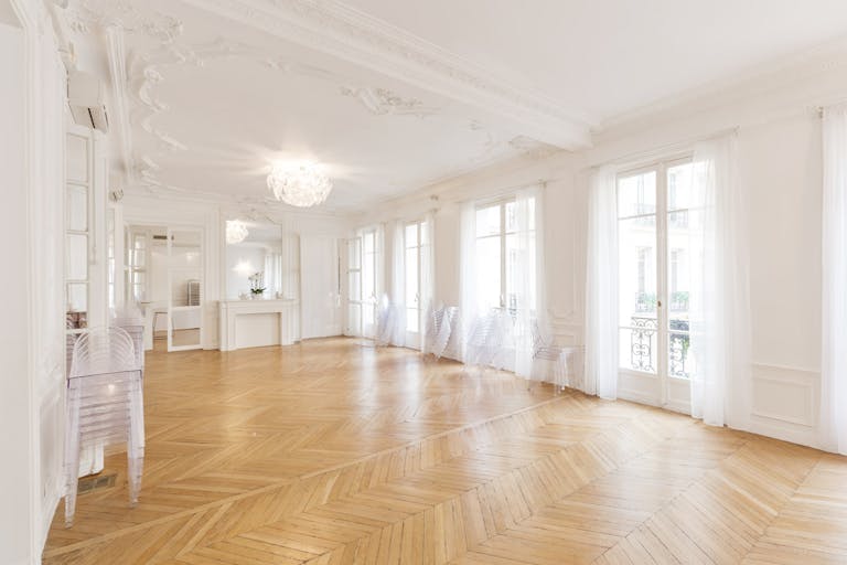 Sublime Showroom in l'Étoile - Image 1