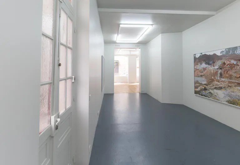 Fantastic Gallery in Le Marais - Image 4