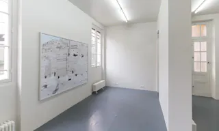 Fantastic Gallery in Le Marais - Image 7