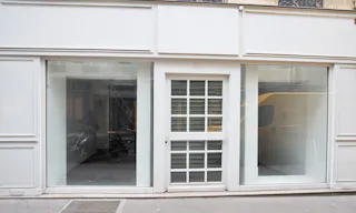 Pop-Up Store in Trendy Le Marais - Image 1