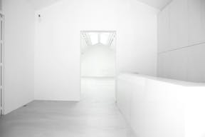 Sublime Space in Vibrant Le Marais - Image 1