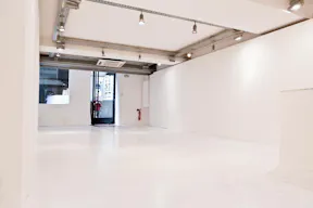 Art Showroom in Le Marais - Image 0