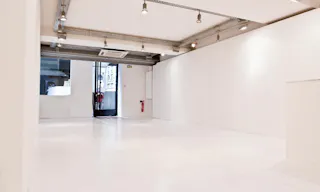 Art Showroom in Le Marais - Image 0