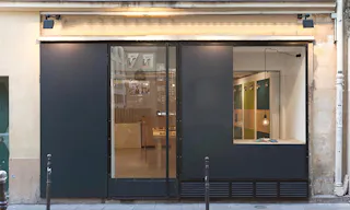 Art Showroom in Le Marais - Image 5