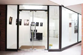 Radiant Shop in Arty Le Marais - Image 5