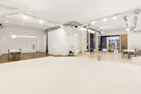Space in Stylish Le Marais - Image 0