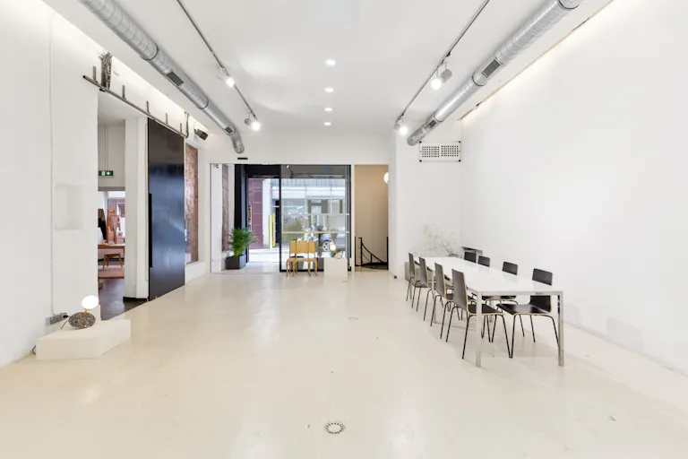 Space in Stylish Le Marais - Image 1