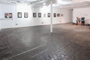 Space in Stylish Le Marais - Image 5