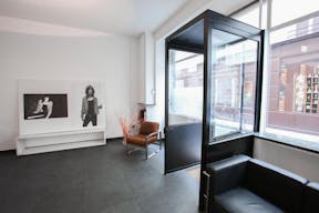 Space in Stylish Le Marais - Image 10