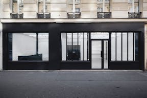 Art Gallery in Lively Réaumur - Image 0