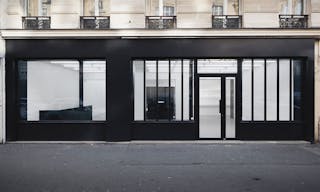 Art Gallery in Lively Réaumur - Image 0