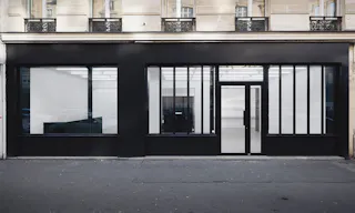 Art Gallery in Lively Réaumur - Image 0