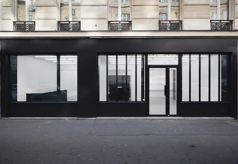 Art Gallery in Lively Réaumur - Image 0