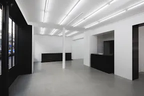 Art Gallery in Lively Réaumur - Image 1