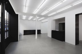 Art Gallery in Lively Réaumur - Image 1