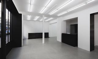 Art Gallery in Lively Réaumur - Image 1