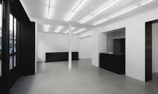 Art Gallery in Lively Réaumur - Image 1