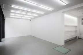 Art Gallery in Lively Réaumur - Image 3