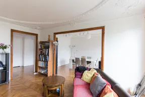Sublime Space in Mythical Saint-Germain - Image 2