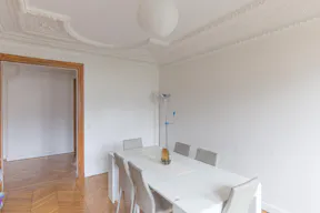 Sublime Space in Mythical Saint-Germain - Image 6