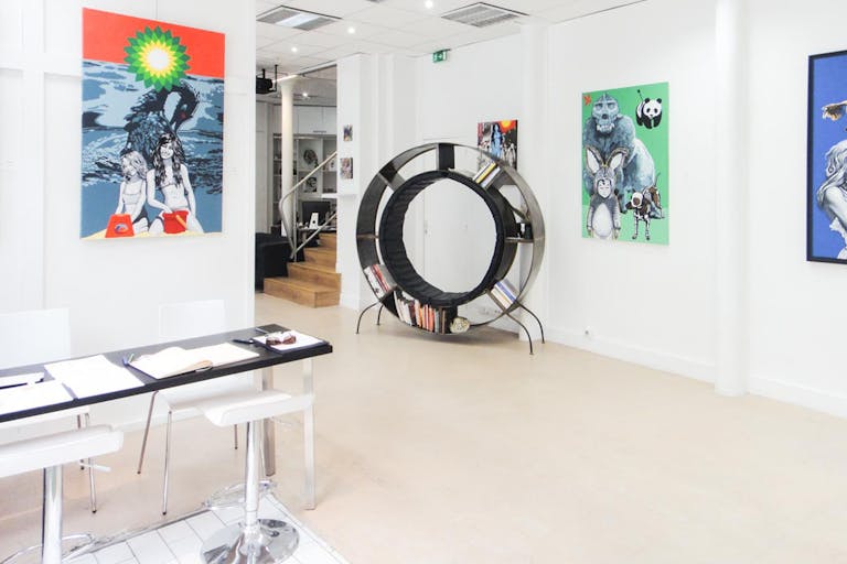 Showroom in Folie-Mericourt - Image 2