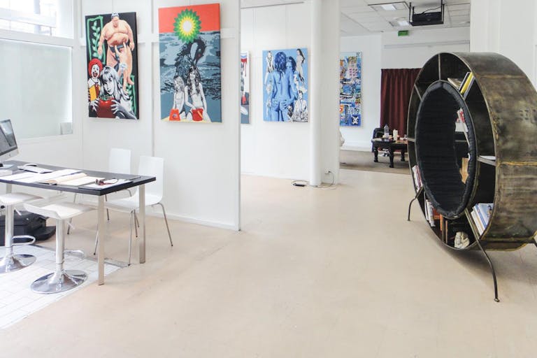 Showroom in Folie-Mericourt - Image 3