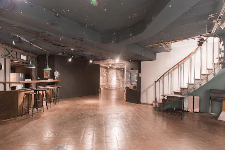 Event Space near Vibrant Opéra - Image 4