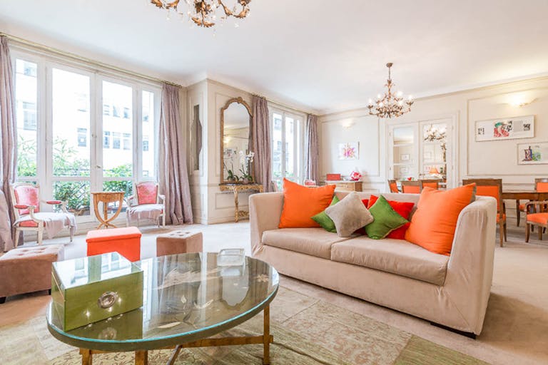 Magic Space in Historical Invalides - Image 0