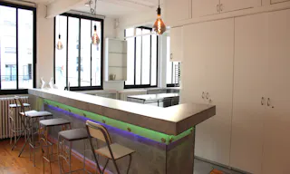 Loft Showroom in République - Image 6