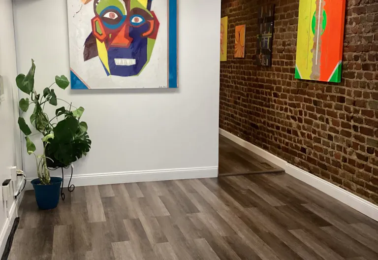 Stylish Art Gallery & Creative Rental Space - Image 0