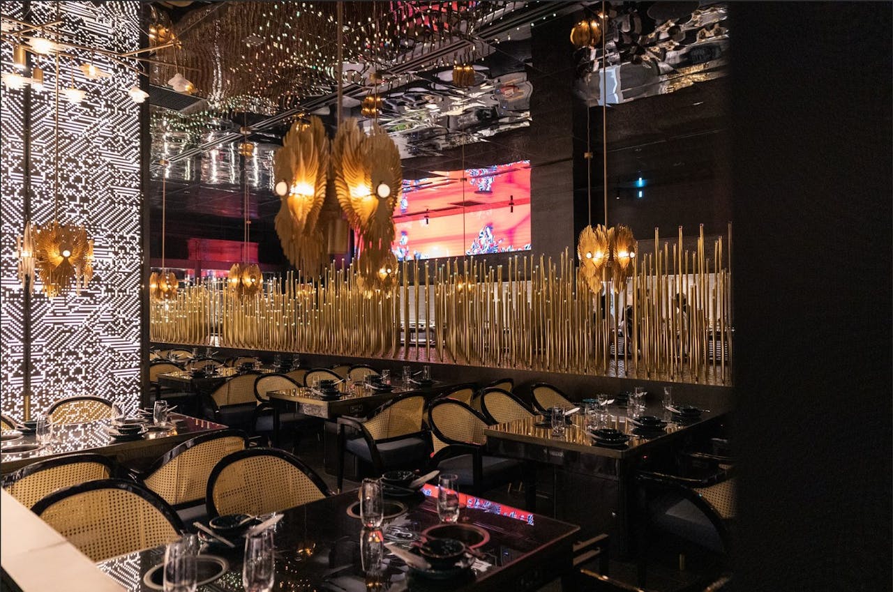 Amazing Restaurant / Event Space in Chicago - Image 2