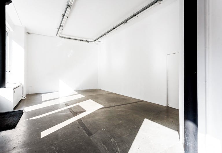 Prime Pop-Up Shop in Le Marais - Image 1