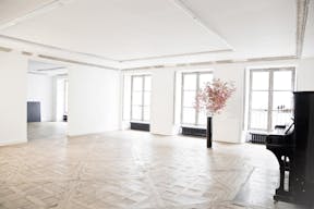 Stunning Showroom Near L'Opera - Image 0