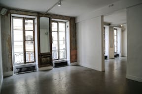 Stunning Showroom Near L'Opera - Image 5